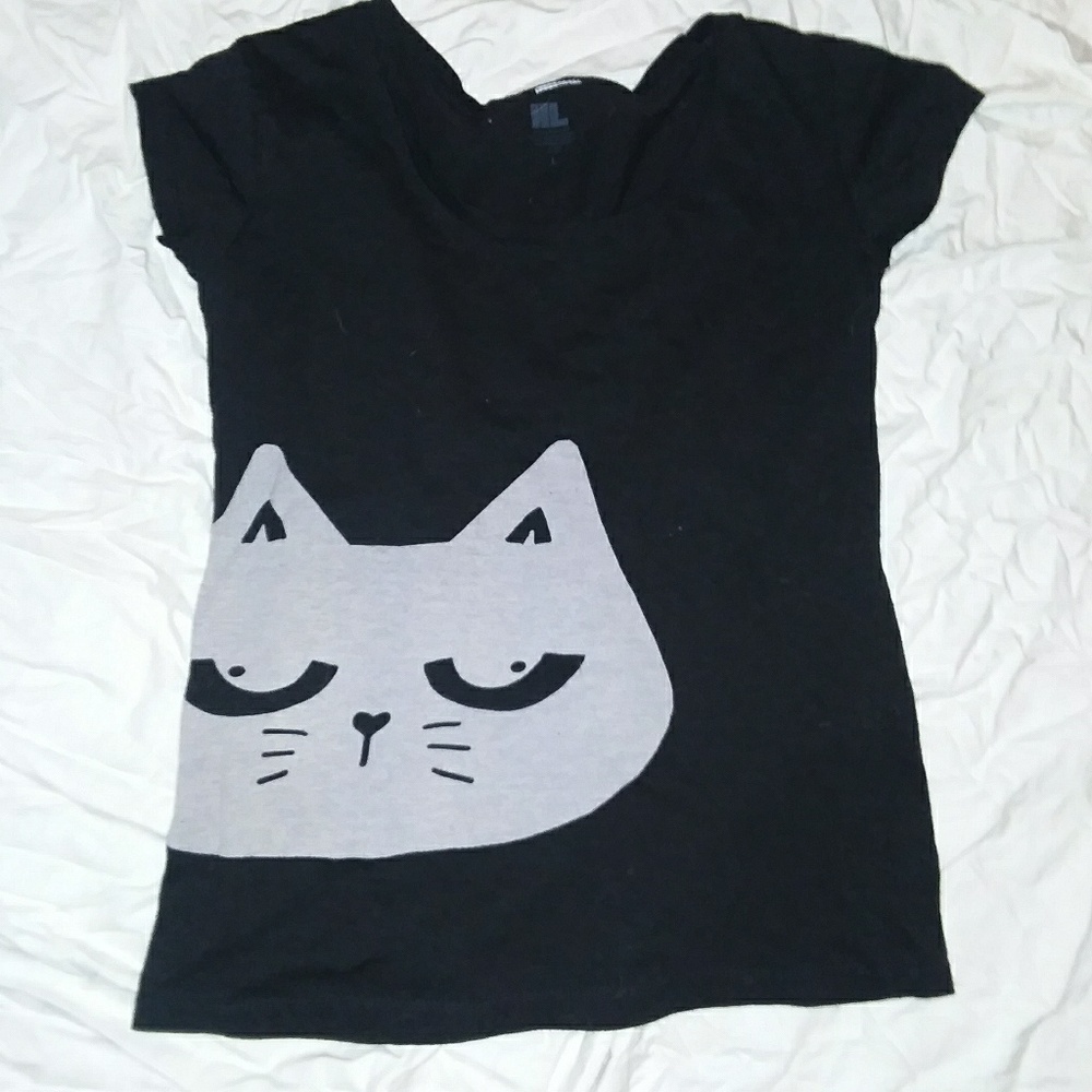 Cat shirt!